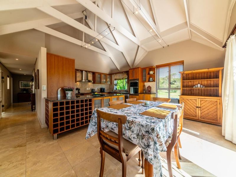 Spacious Furnished Apartment with Mountain Views in Stellenbosch - Photo 6