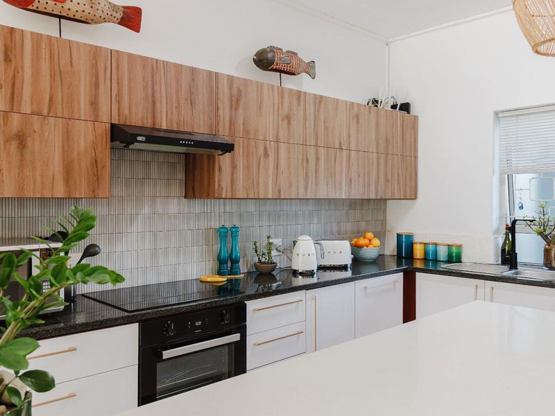 Stylish Living with Airbnb potential in the Sought-after Walmer. - Photo 6