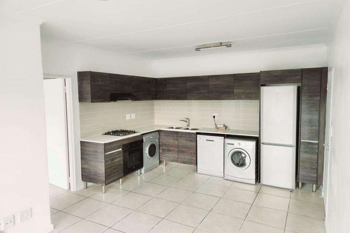 Charming, Spacious, and Ready for You - Photo 3