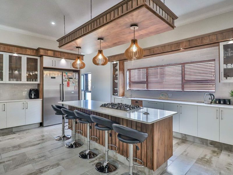 Invest In The Best - Walking Distance To The Beach - Photo 3