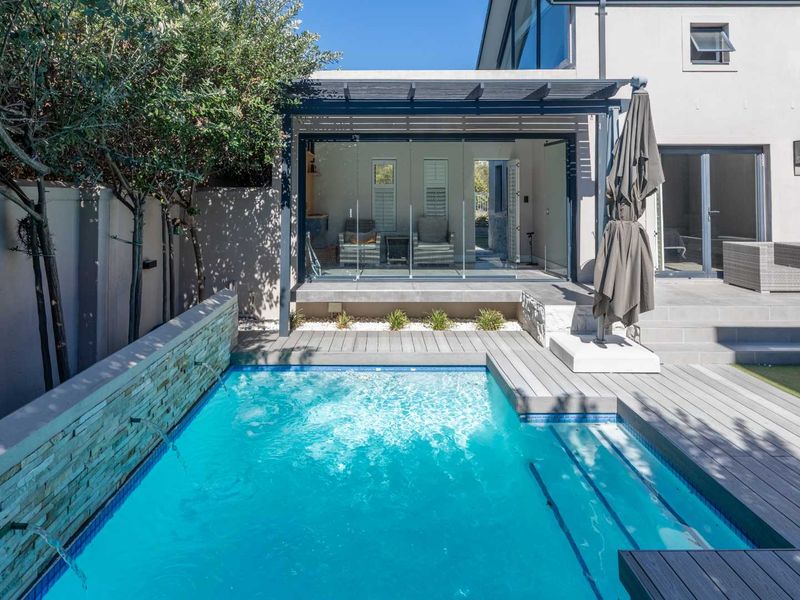 Perfectly Proportioned for a Luxury Lifestyle - Photo 6