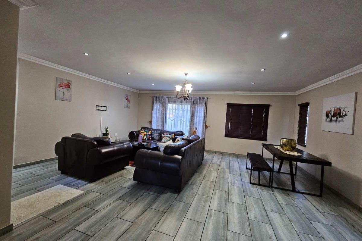 3 bedroom house in Clarina - Photo 5