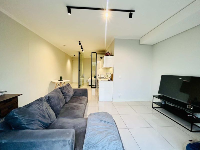 Luxurious one bedroom apartment for sale at Ellipse Waterfall - Photo 7