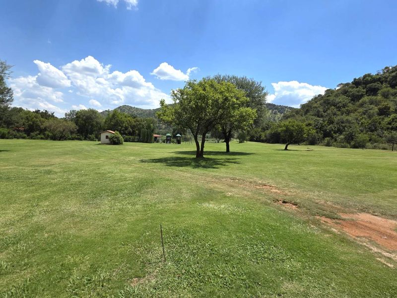 Vacant Stand in Estate d Afrique - Photo 2