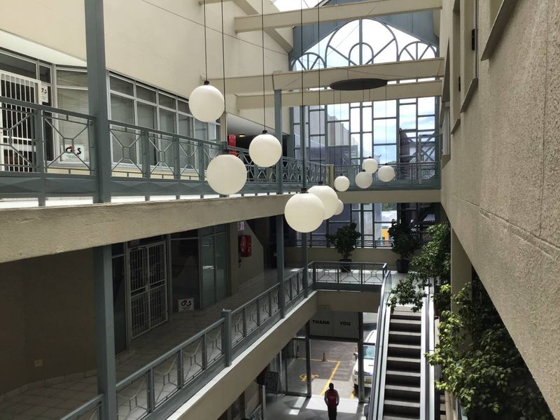 Klein Windhoek, Hidas Shopping Centre - Photo 7