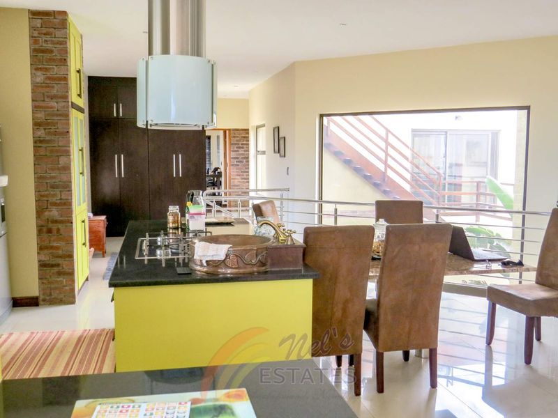 Spacious Family Home For Sale in Vogelstrand, Swakopmund - Photo 7