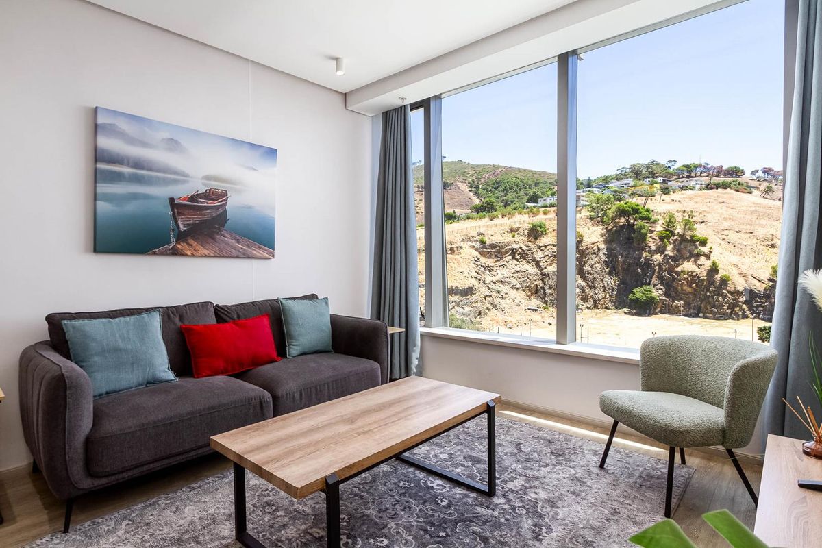 SUNNY AND BRIGHT - Photo 5