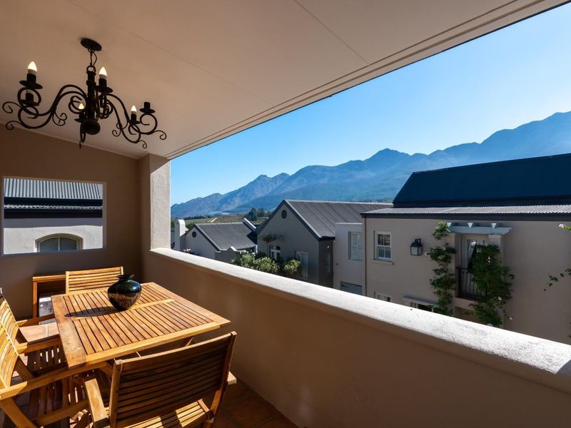 Elegant Winelands Living at L'Ermitage Franschhoek Chateau &amp; Villas - Photo 2