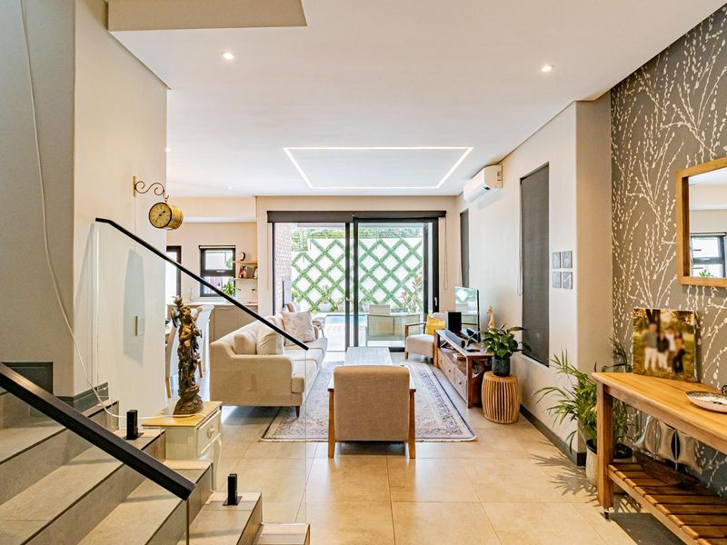 Charming 3 Bedroom Home in a Sought-After Complex in Bryanston - Photo 8