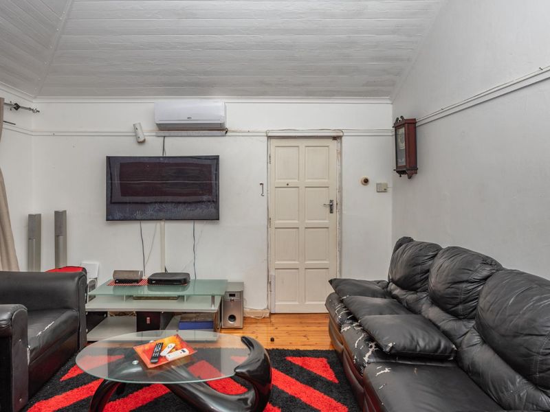 Often sought, seldom found - Photo 6