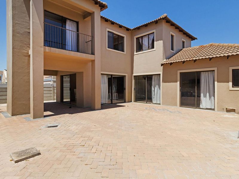 Easy Lifestyle - Photo 2