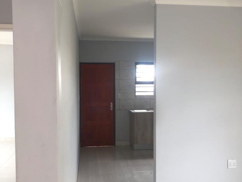 Brand new house for sale - Photo 5