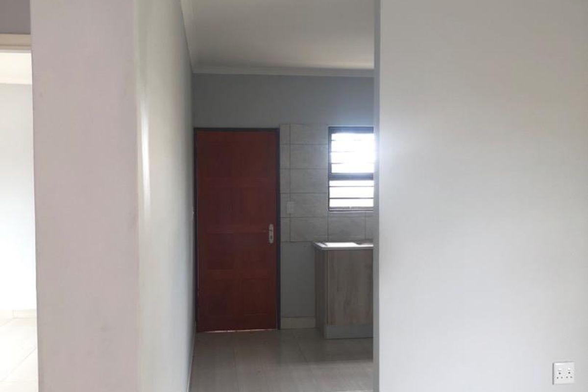 Brand new house for sale - Photo 5