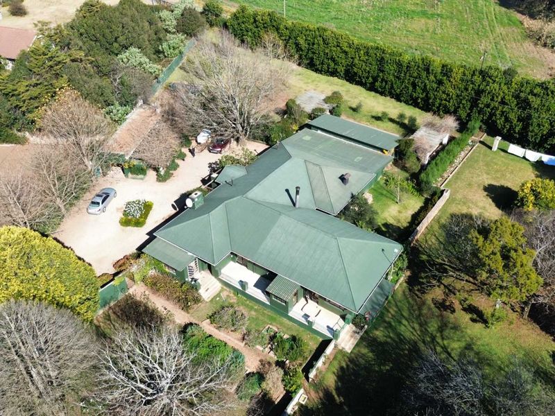 Country Charm Meets Modern Family Living in Nottingham Road - Photo 1