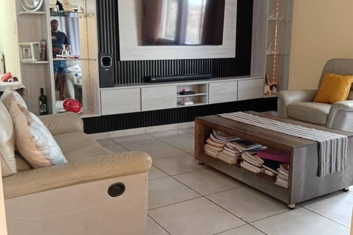 Free Standing House for Sale in Okahandja - Photo 4