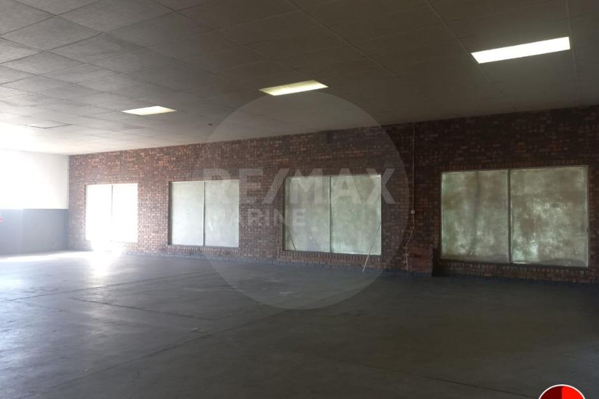 INDUSTRIAL WORKSHOP DREAM – ±650m2 of Opportunity! - Photo 5