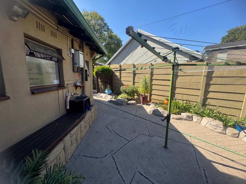 Family Home with Large Flatlet for Sale - Photo 9