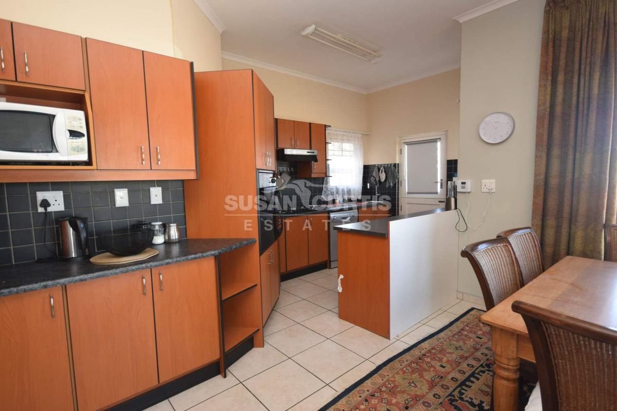 STUNNING 3 BEDROOM TOWNHOUSE IN VOGELSTRAND IS FOR SALE - Photo 5
