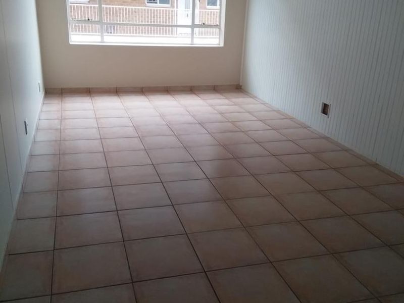 Two Bedrooms apartment in Pretoria - Photo 2