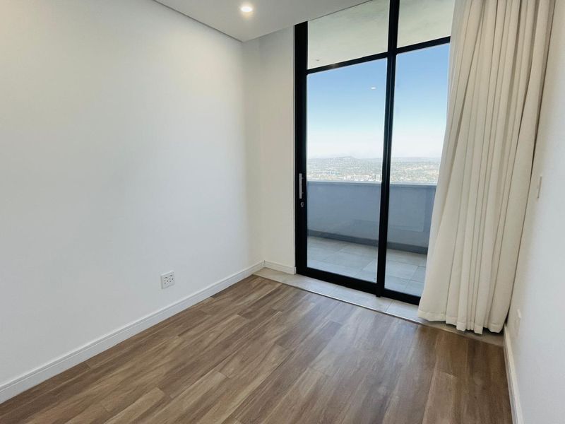 2 Bed Unfurnished Apartment for Rent in Illovo - Photo 6