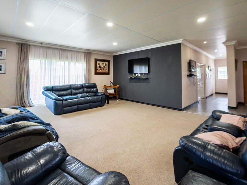 2 Homes-Off-the-Grid Living - Photo 5