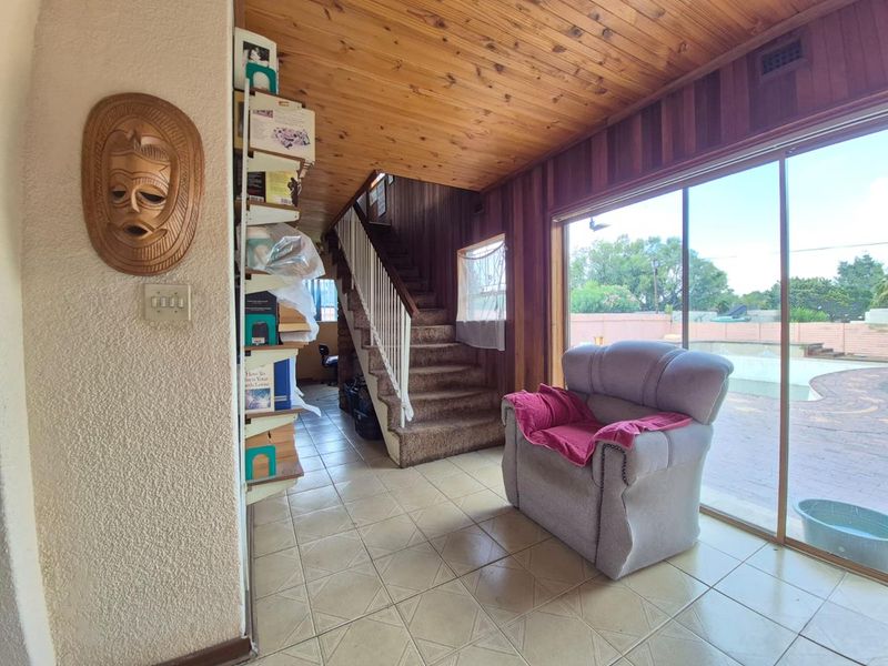 Huge Family Home in a Prime Location for Sale - Photo 4