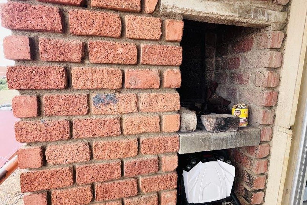 FOR SALE | Bacardi Court - Otjomuise Ext 8 | N$ 590 000 - Photo 3