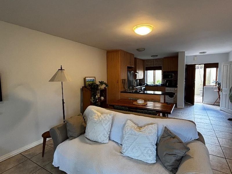 Devonvale Golf Estate, Spacious 3 Bedroom Estate Home in Stellenbosch Winelands - Photo 9