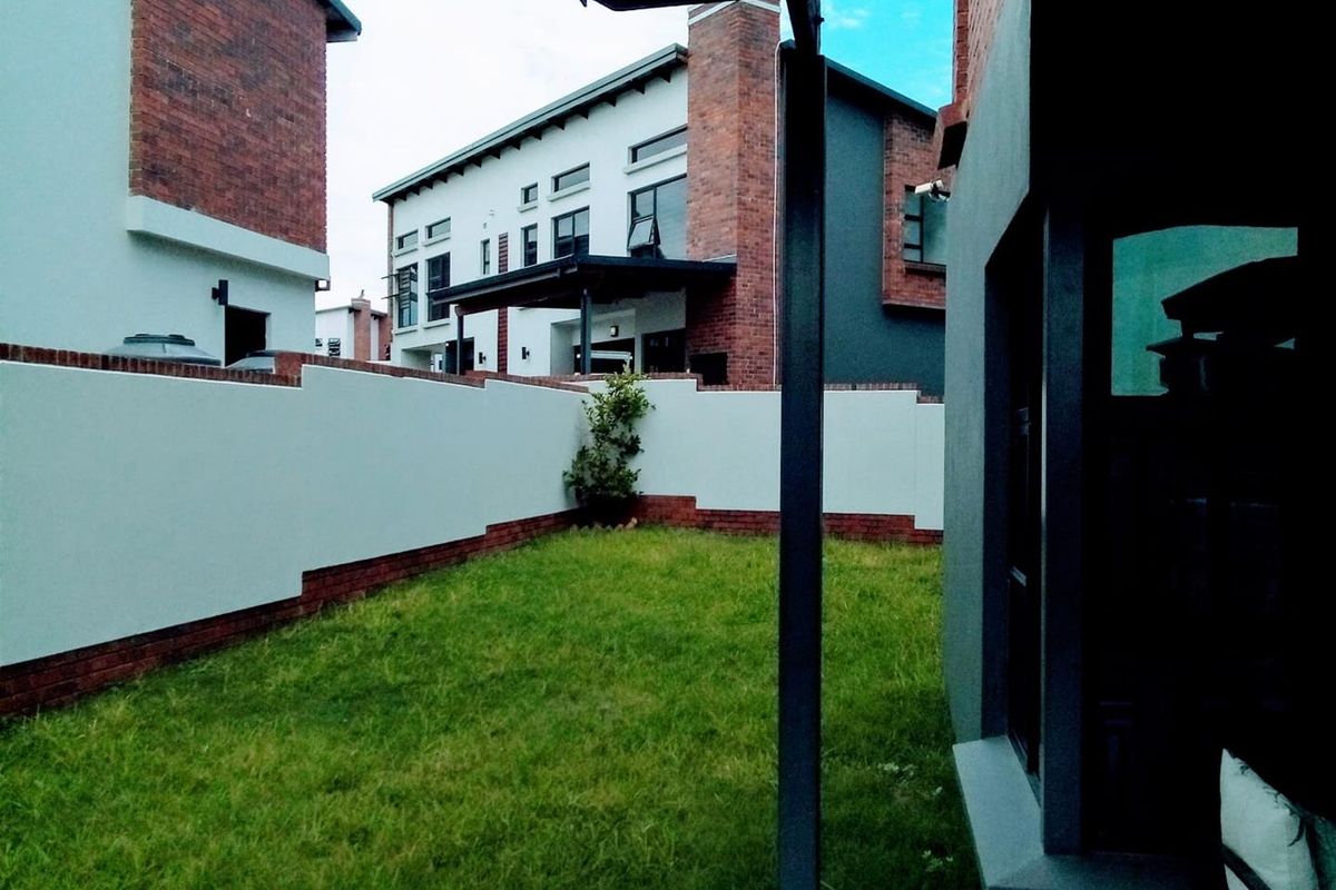 Your Dream Home Awaits in Craigavon, Fourways! - Photo 4