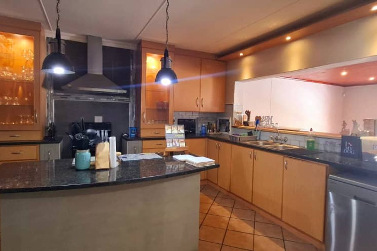 LOVELY FREESTANDING HOUSE IN KLEINE KUPPE - Photo 4