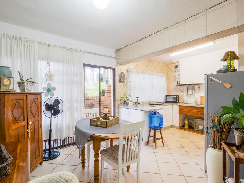 Spacious home with income generating cottage - Photo 7