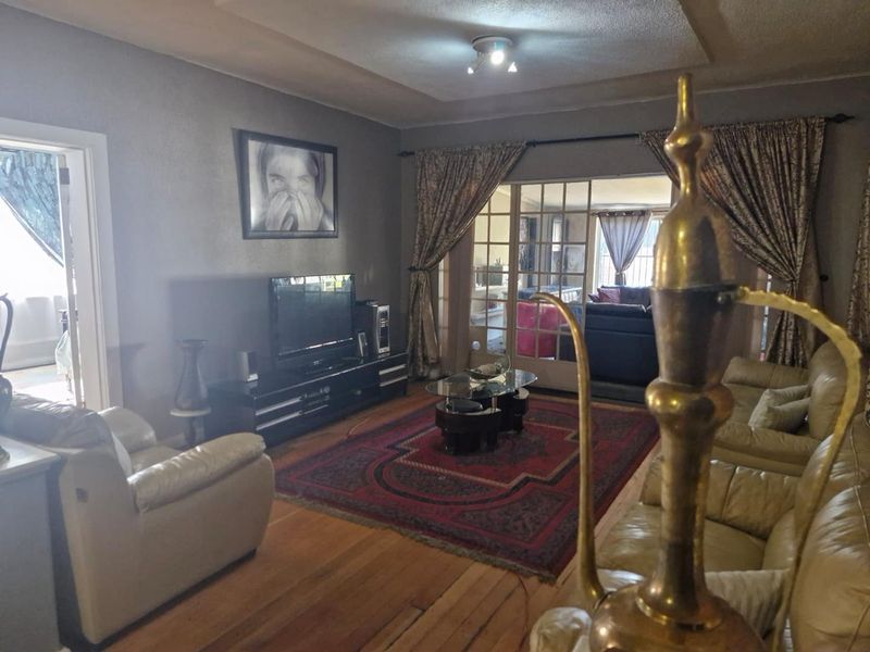 Spacious Family Home to Rent - Photo 10