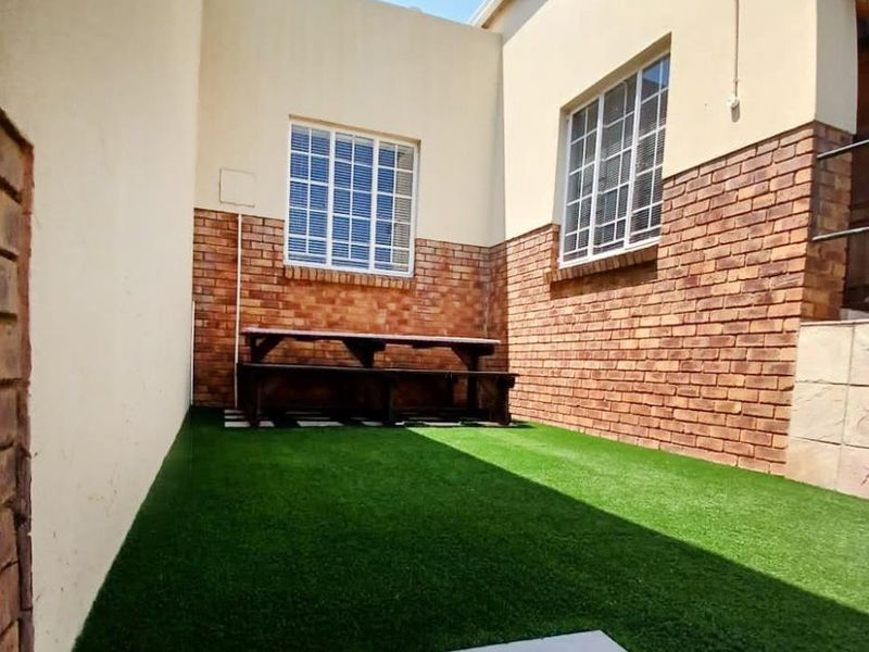 Why Wait? You can't afford to miss this opportunity in Radiokop!! - Photo 7