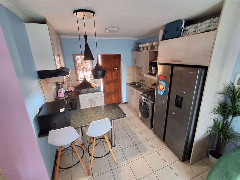 Three bedrooms Townhouse for sale in Orchards at Orchards Village - Photo 7