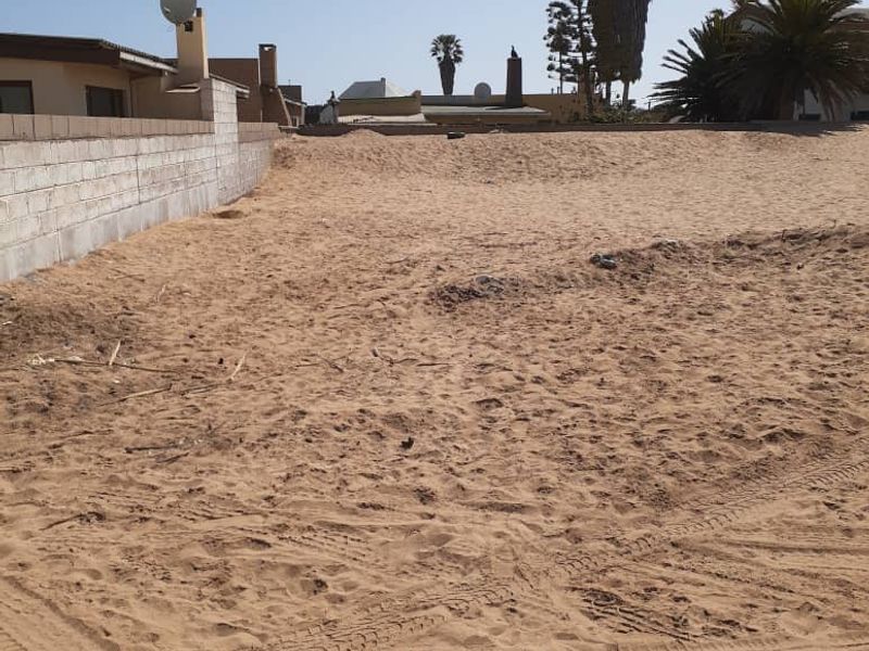 WELL-LOCATED ERF FOR SALE IN HENTIES BAY - NORTH DUNE - Photo 3