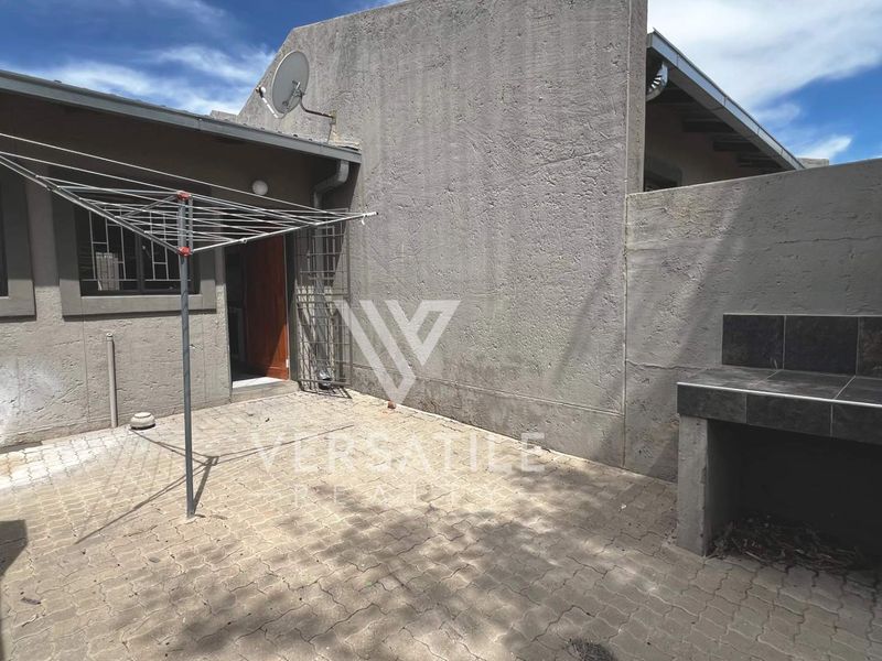 2 Bedroom Apartment for sale in Pionierspark Extension 1 - Photo 7