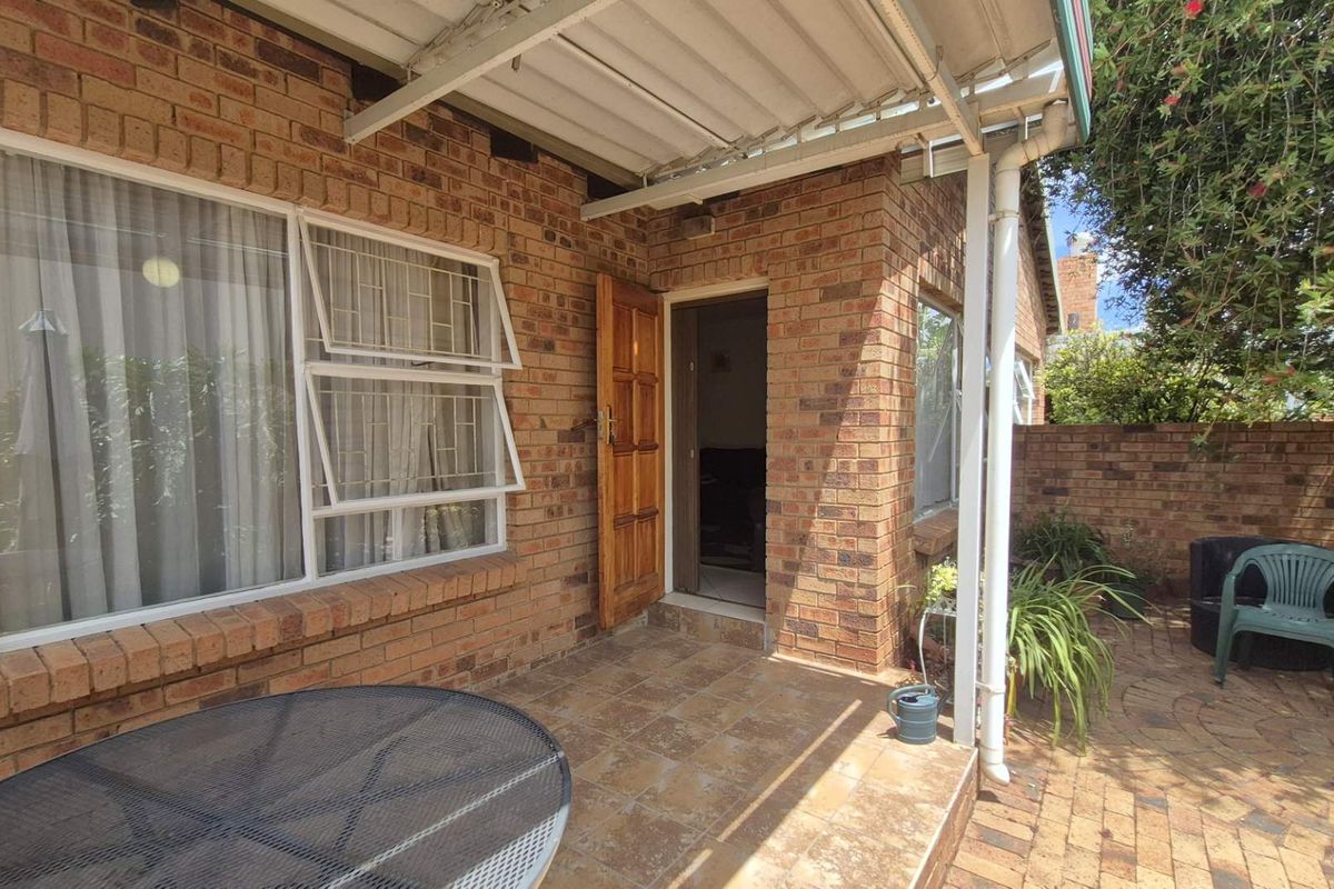 Charming 2 Bed 2 Bath Cluster Little Falls - Photo 2