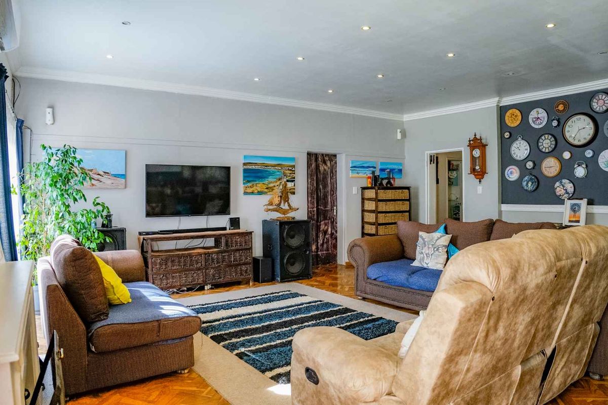 4.28ha Smallholding in Quaggafontein – Where Country Comfort Meets Investment Potential - Photo 5