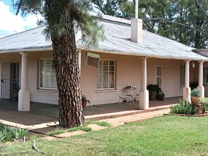Game farm or Cattle farm. Hunters Cabins. Lodge. Coolroom. Slaughter facility. - Photo 10
