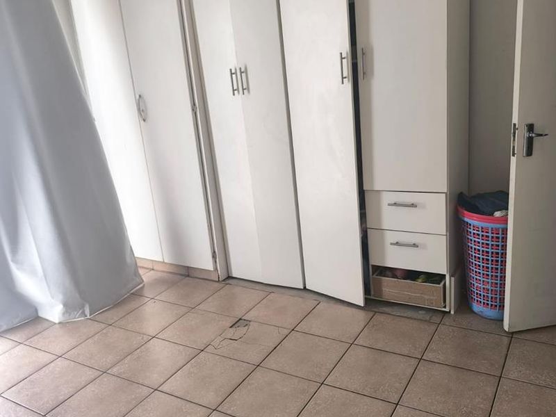 Pet Friendly Townhouse with own garden!! - Photo 9