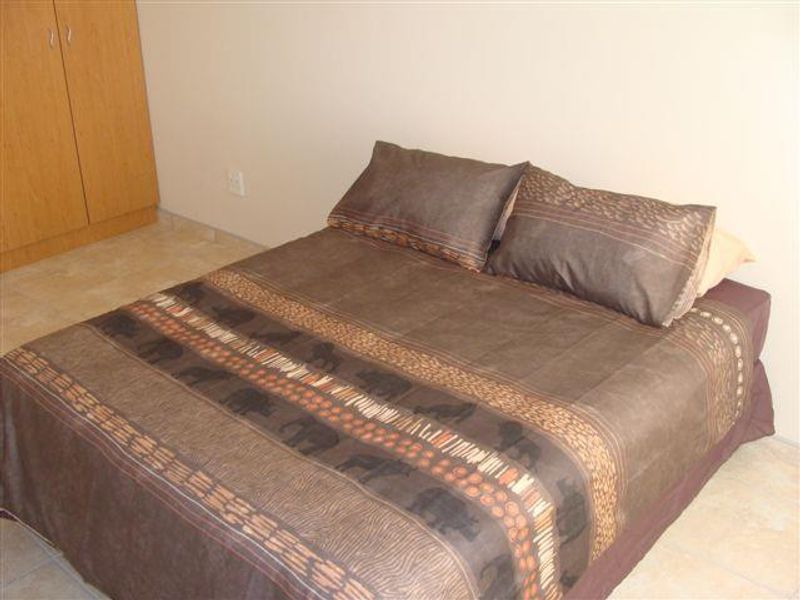 Close to all amenities - Photo 9