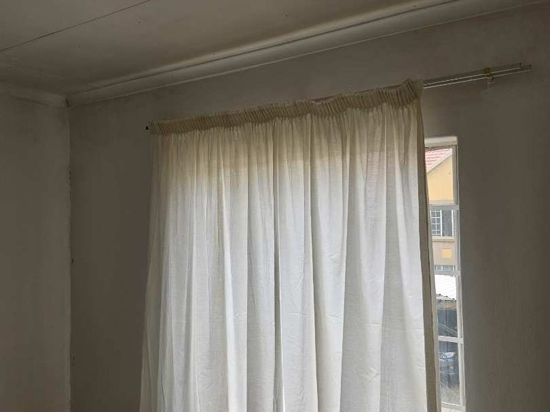 2 bedroom townhouse in the heart of winternest, akasia - Photo 10