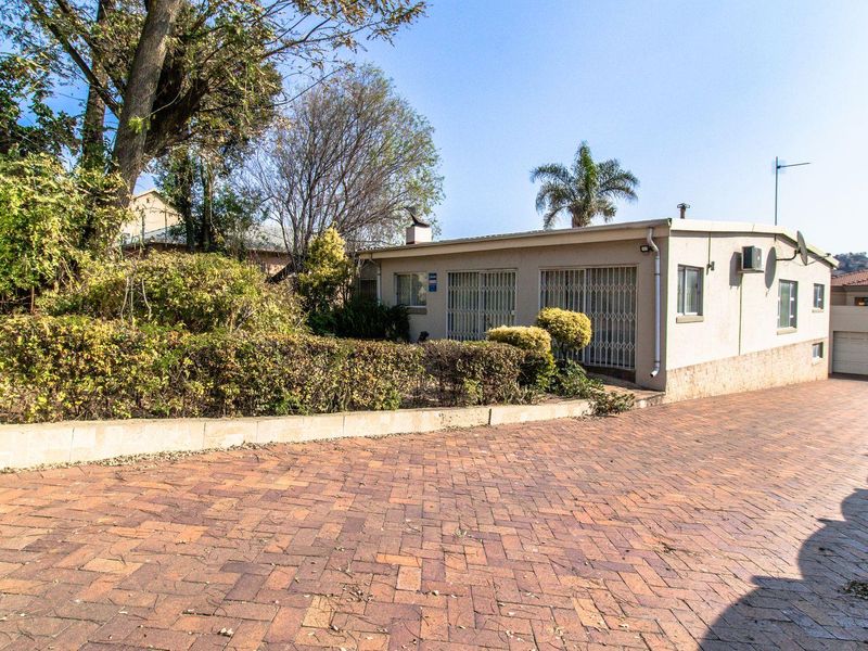 PERFECT HOME FOR A PERFECT FAMILY!!!! - Photo 4