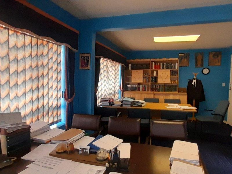 Your Dream Office in Windermere: Spacious & Secure! - Photo 5