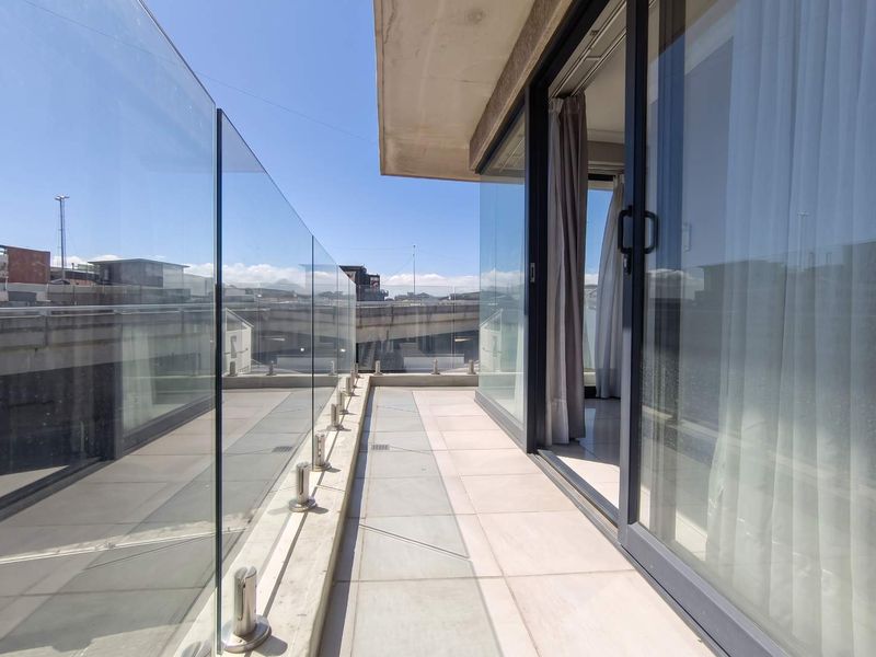Prime 2-Bed with Iconic Views & Guaranteed Income | Chapel Towers, Zonnebloem - Photo 8