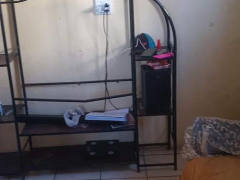 Cozy 2-Bedroom Start-Up Home for Sale in Harare - Photo 6