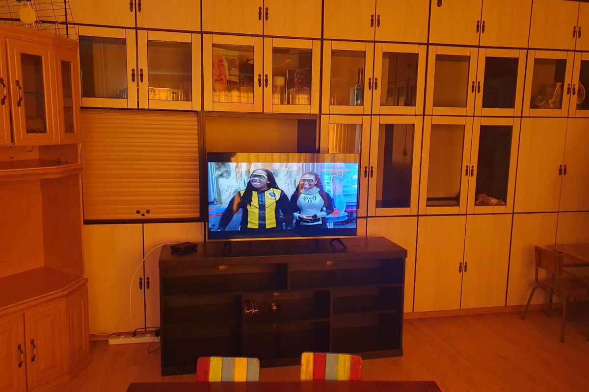 Family Home close to Duneside School and Dunes Mall - Photo 5