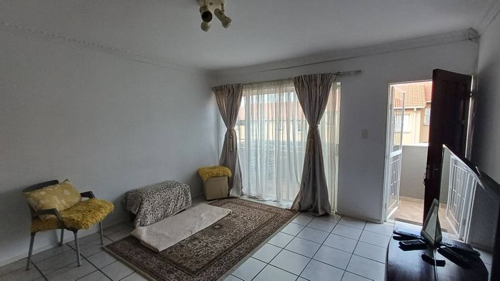 Property #2372706, Apartment Sold in Vorna Valley