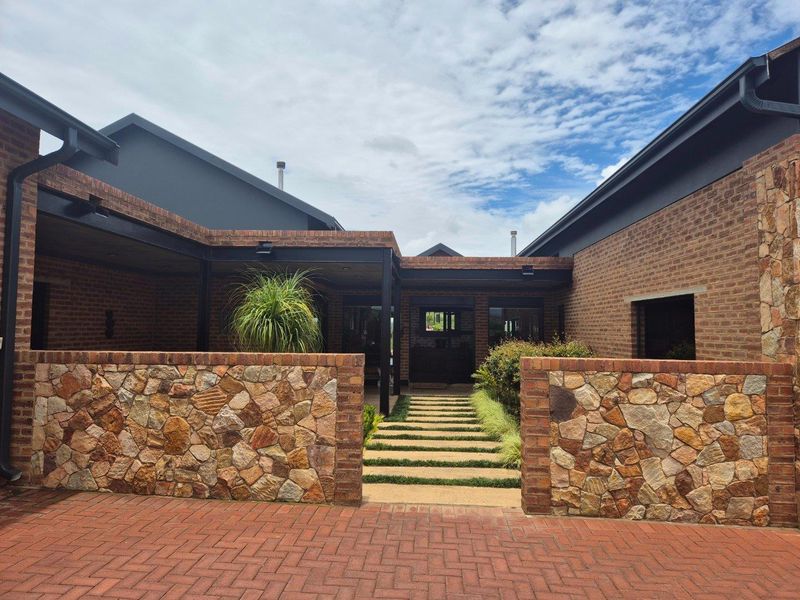 Discover Unrivaled Elegance and Freedom in Glen Cullen Country Estate - Photo 3