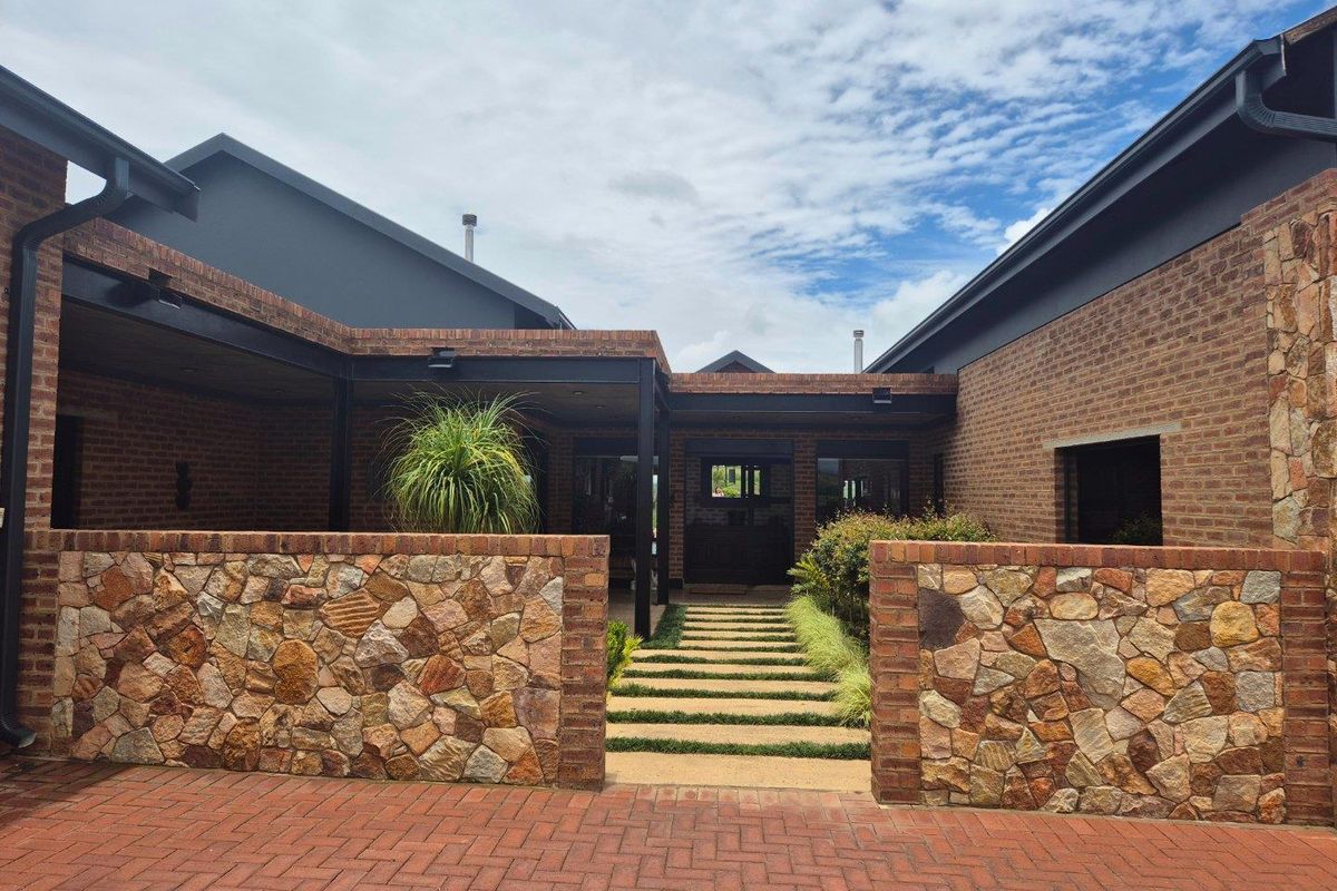 Discover Unrivaled Elegance and Freedom in Glen Cullen Country Estate - Photo 3